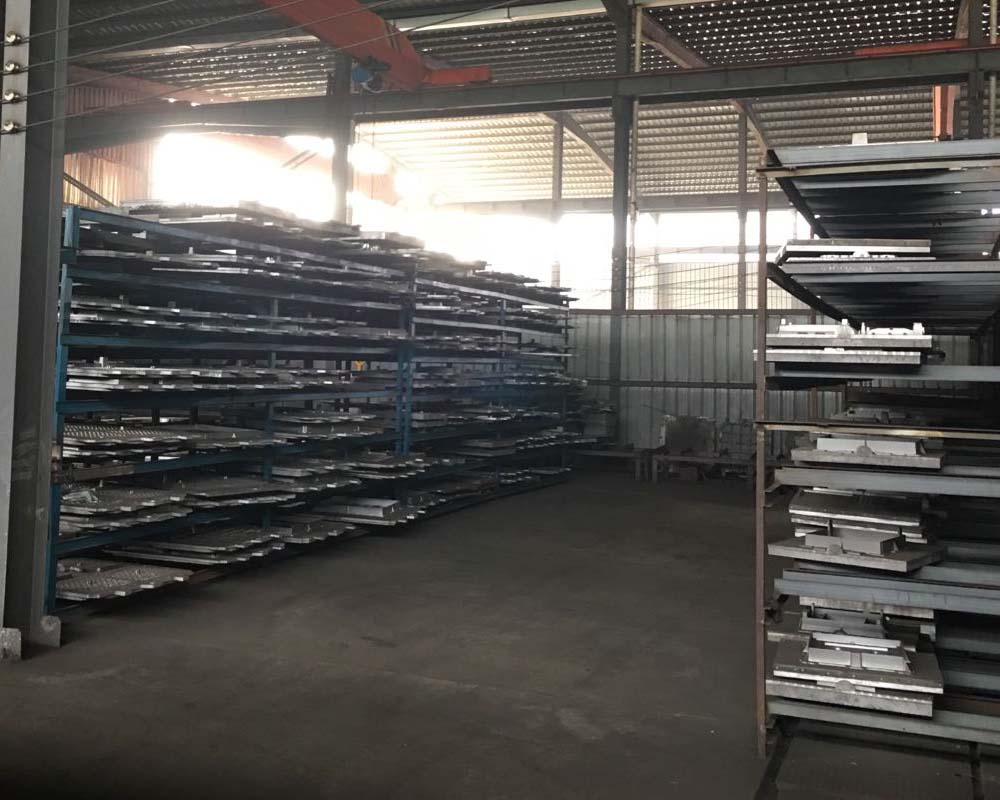Mould warehouse